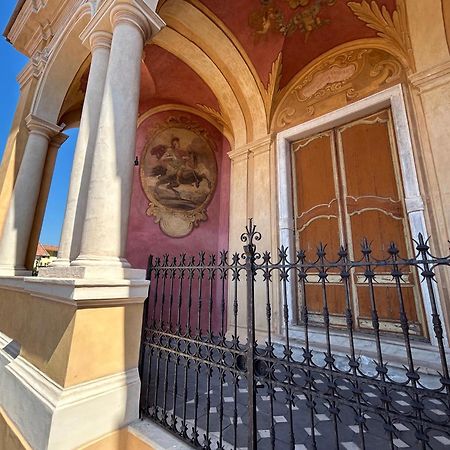 Napoleone Vintage House Villa Imperia Ngoại thất bức ảnh